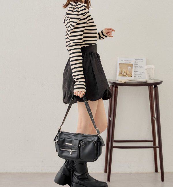  「【4色展開/500mlペットボトル収納可】ポケットデザインショルダーバッグ」|ショルダー・メッセンジャー|