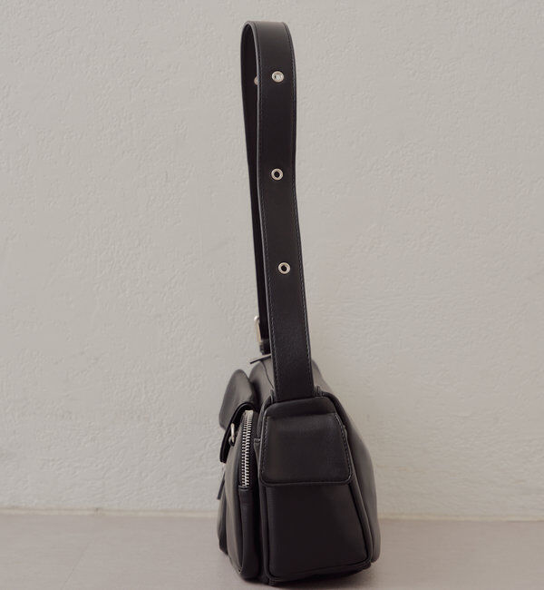  「【4色展開/500mlペットボトル収納可】ポケットデザインショルダーバッグ」|ショルダー・メッセンジャー|