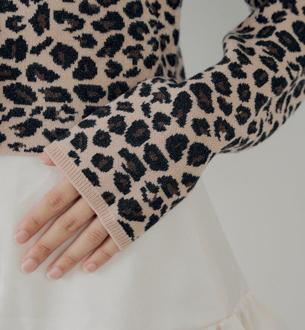  「【SALON by Chico】レオパード柄コンパクトカーディガン」|カーディガン|