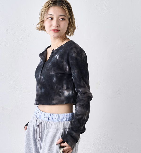 「【WEB限定】ヘンリーネックショートトップス」|Tシャツ・カットソー|