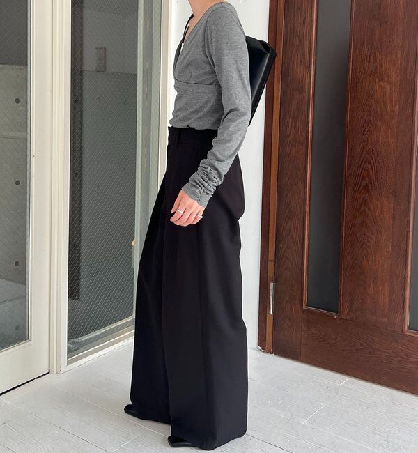  「【WEB限定】深VネックロンT」|Tシャツ・カットソー|