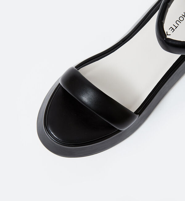 AU BANNISTER「【LAROUTE】チューブベルトボリュームサンダル」|サンダル|