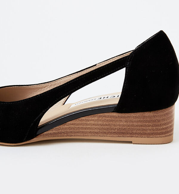 AU BANNISTER「バタフライカット　スクエアオープントゥパンプス」|パンプス|