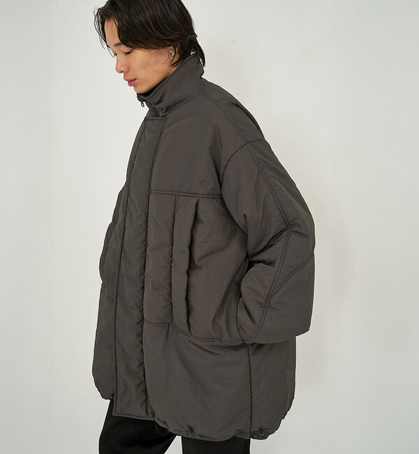 NOMINE「モンスターパーカー」|ダウン|