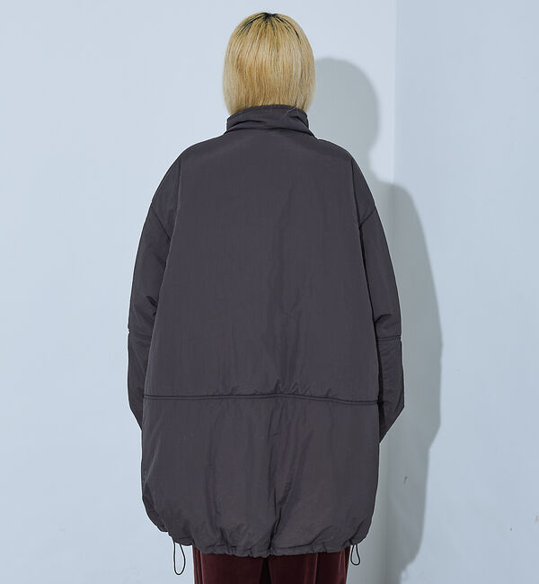 NOMINE「モンスターパーカー」|ダウン|