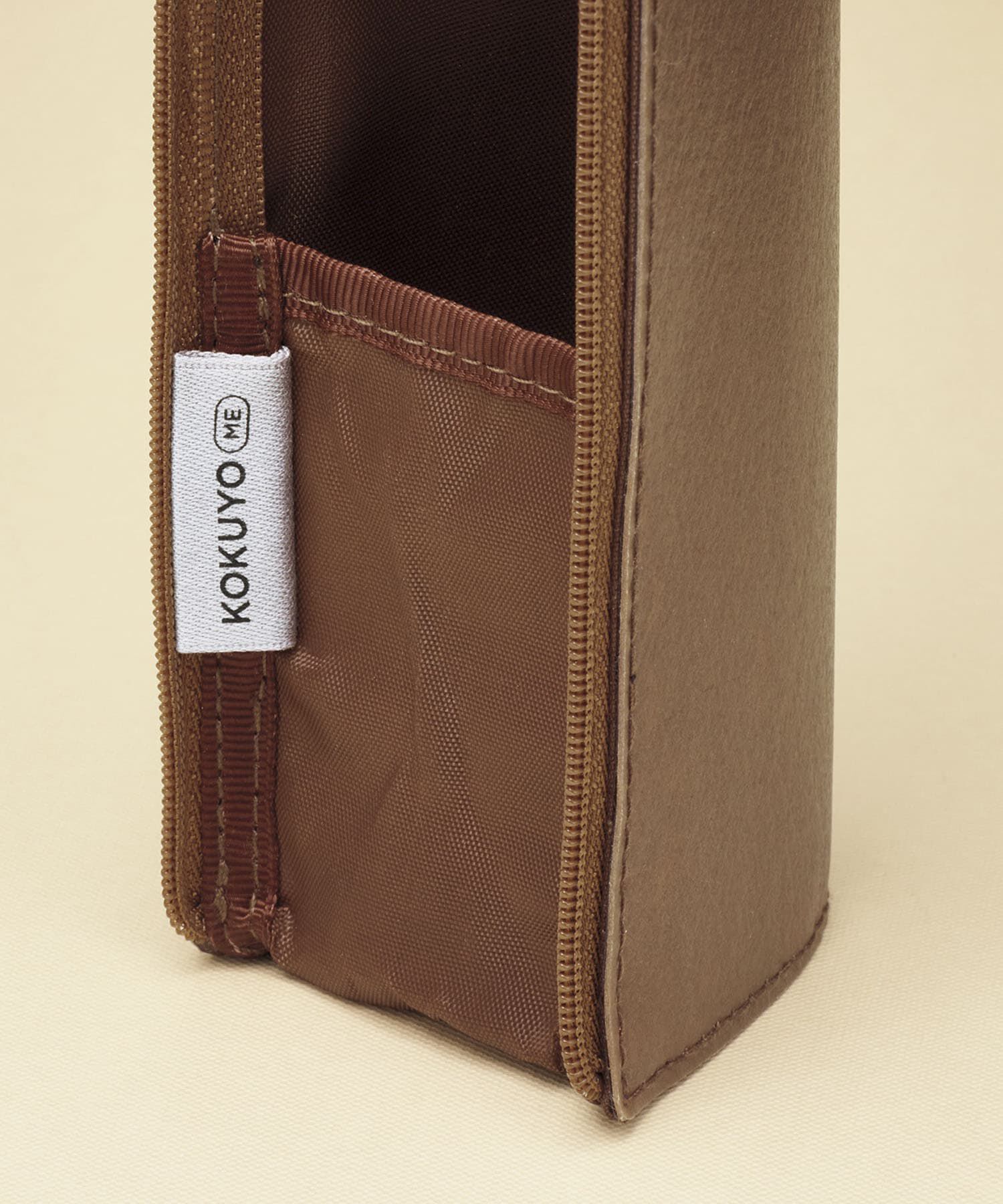 URBAN RESEARCH DOORS「KOKUYO ME&times;commpost　ペンケース」|ステーショナリー|