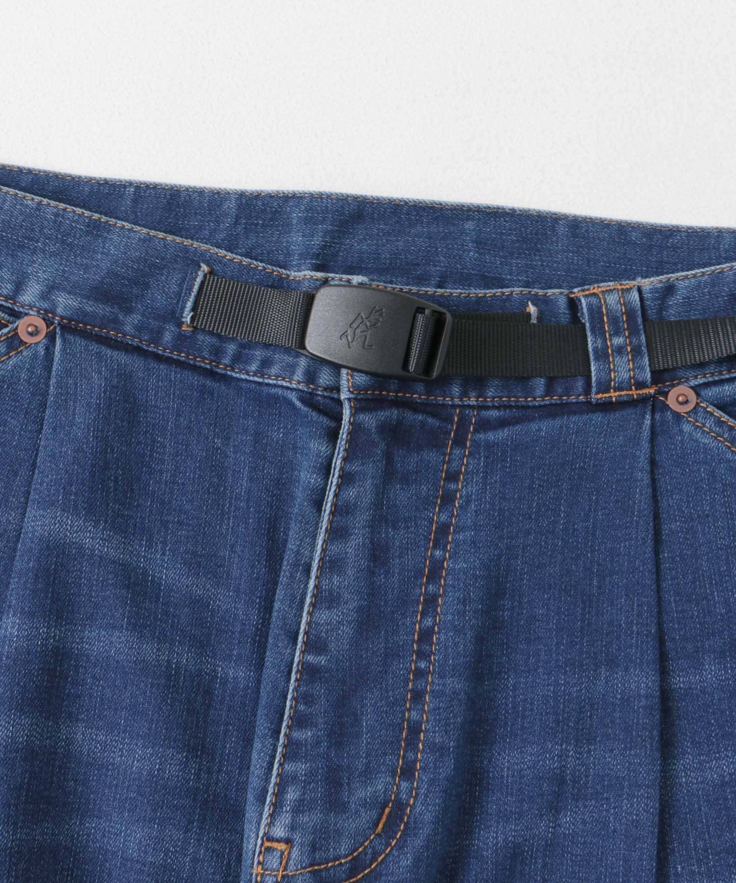 URBAN RESEARCH DOORS「『別注』Gramicci　Mountain Tuck Pants」|デニム|