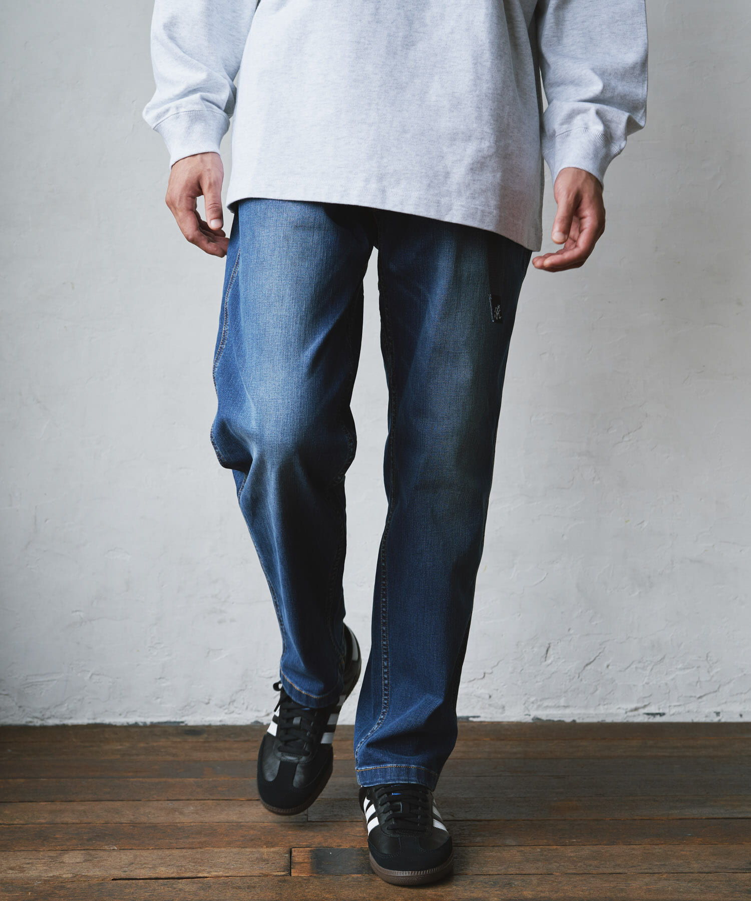 URBAN RESEARCH DOORS「『別注』Gramicci　Mountain Tuck Pants」|デニム|