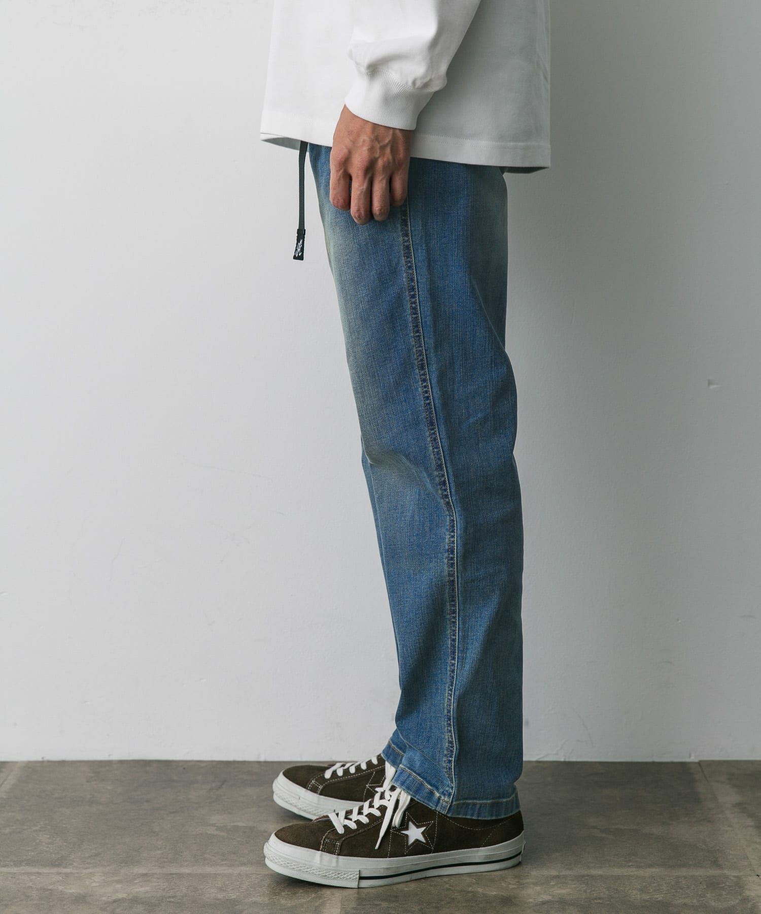 URBAN RESEARCH DOORS「『別注』Gramicci　Mountain Tuck Pants」|デニム|