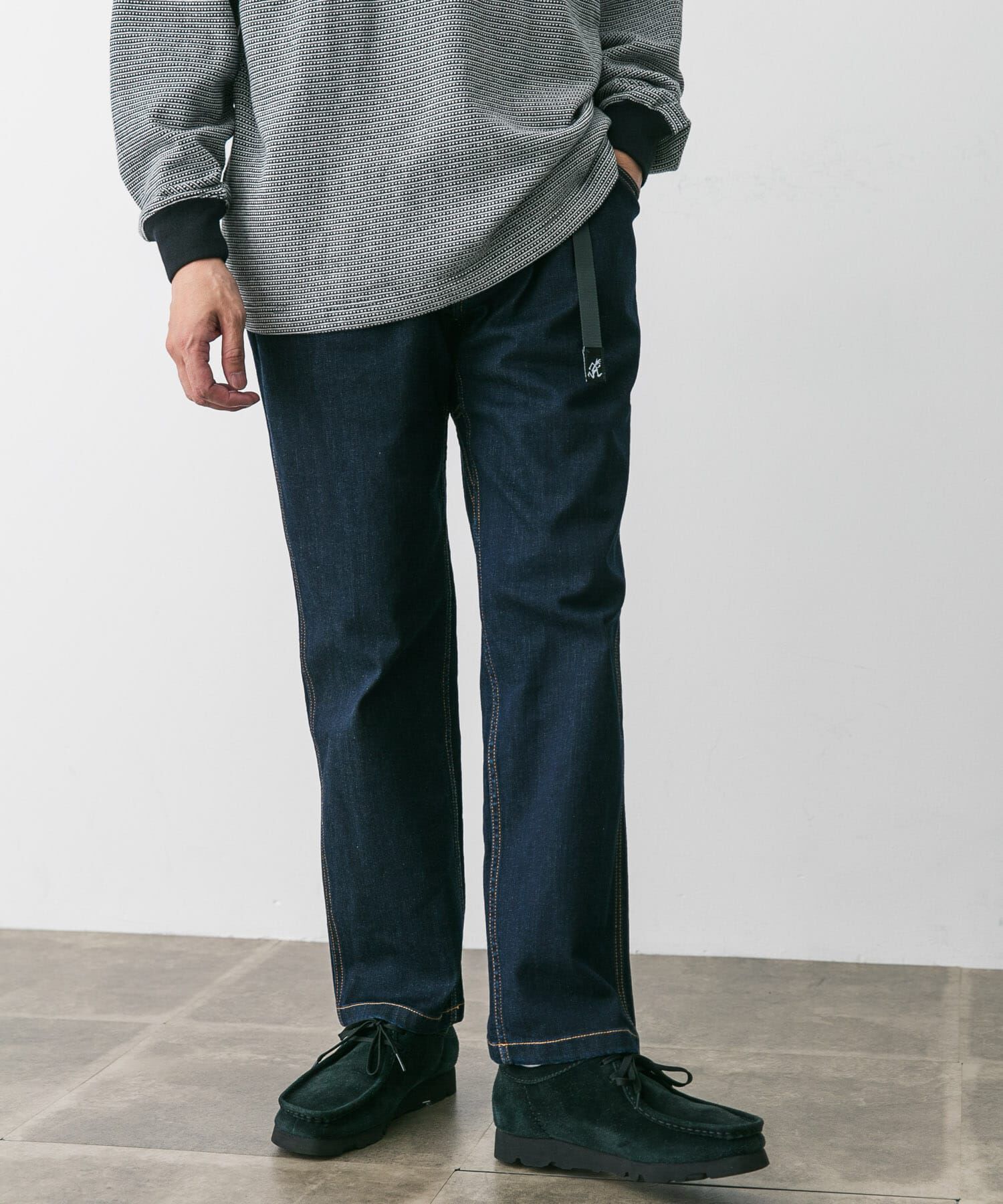URBAN RESEARCH DOORS「『別注』Gramicci　Mountain Tuck Pants」|デニム|