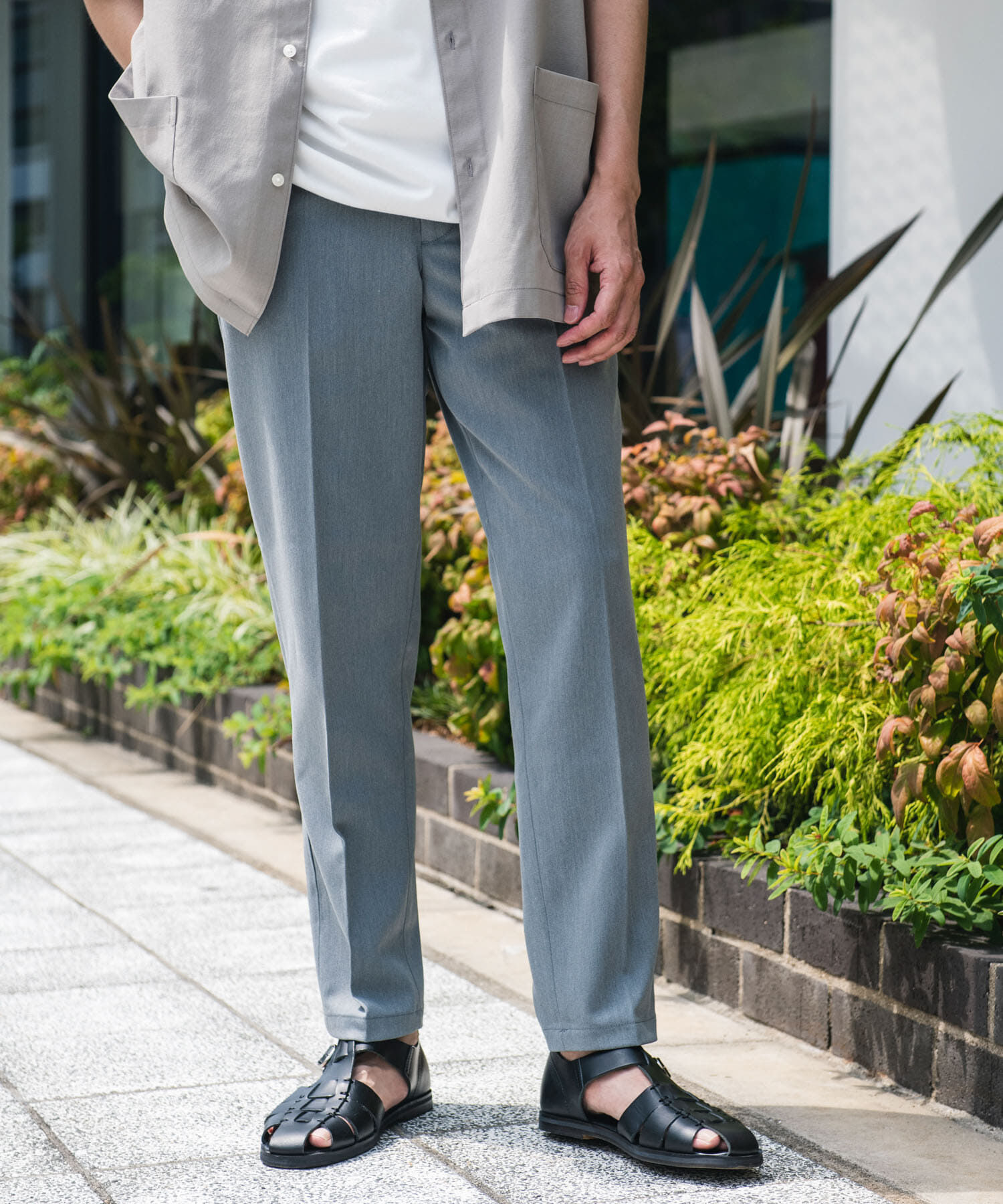 URBAN RESEARCH DOORS「TRツイルテーパードトラウザー」|その他|グレー