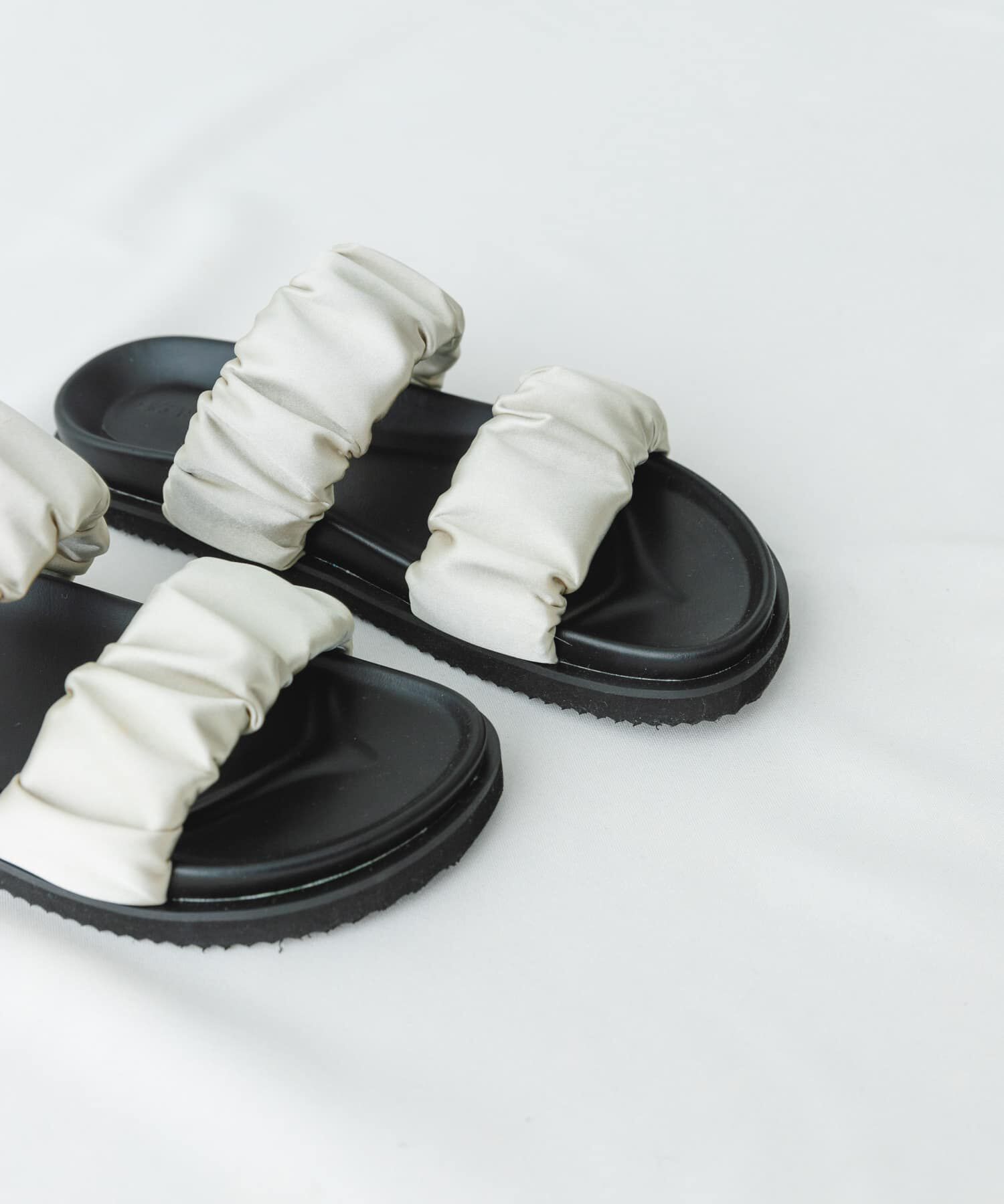 RODE SKO「ギャザースライドサンダル」|サンダル|