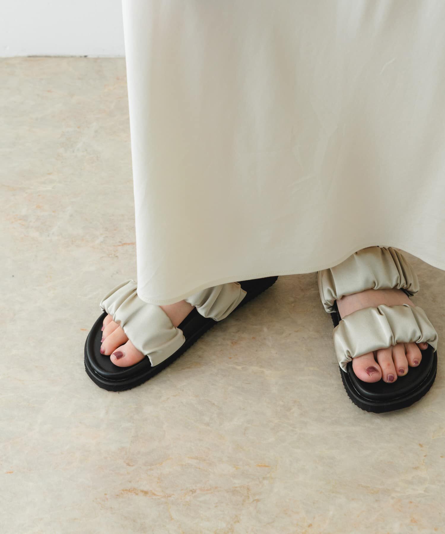 RODE SKO「ギャザースライドサンダル」|サンダル|