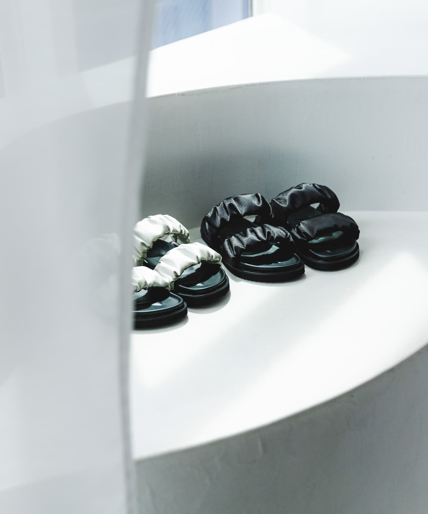 RODE SKO「ギャザースライドサンダル」|サンダル|