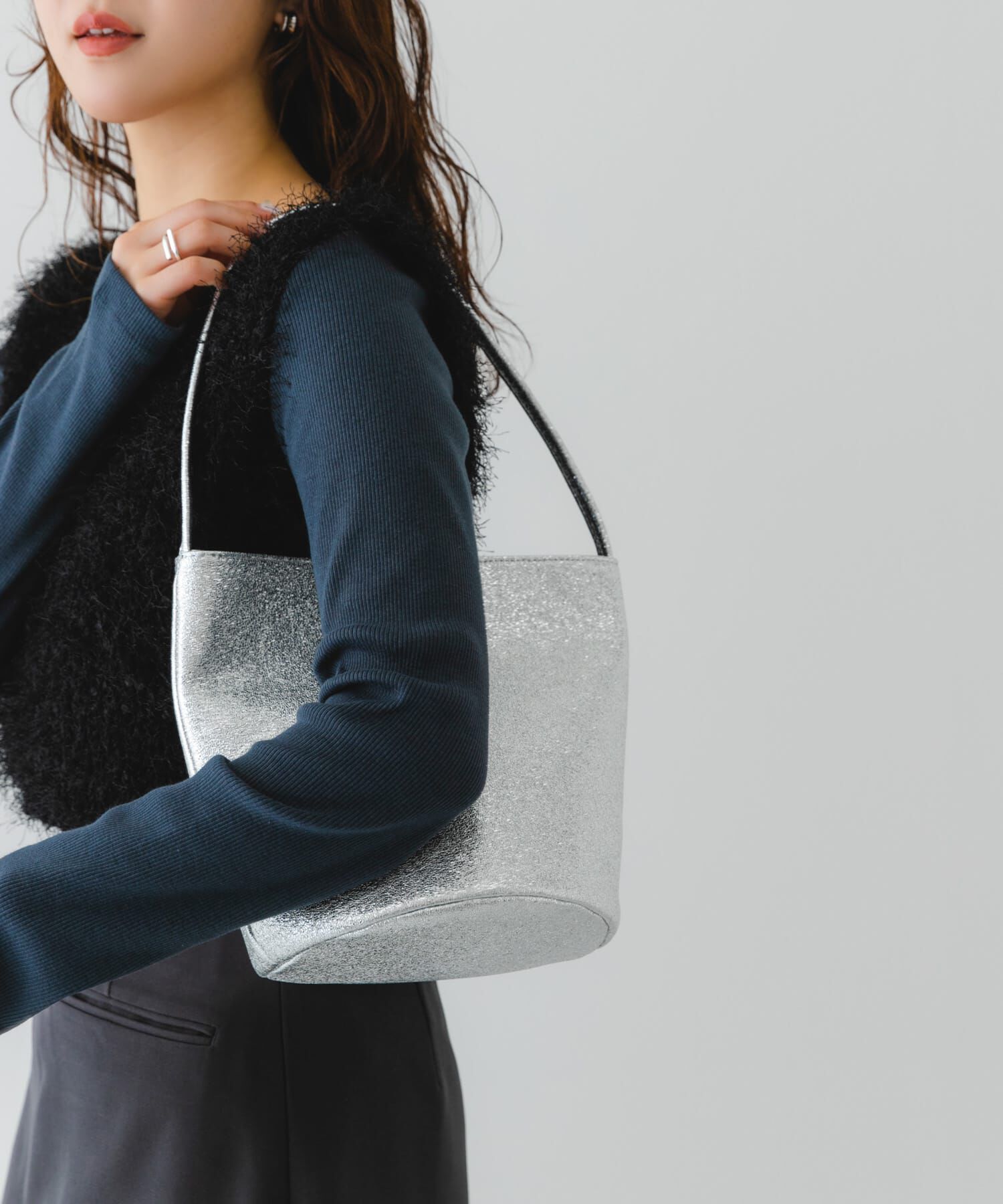 RODE SKO「メタリックバケットバッグ」|ハンドバッグ|