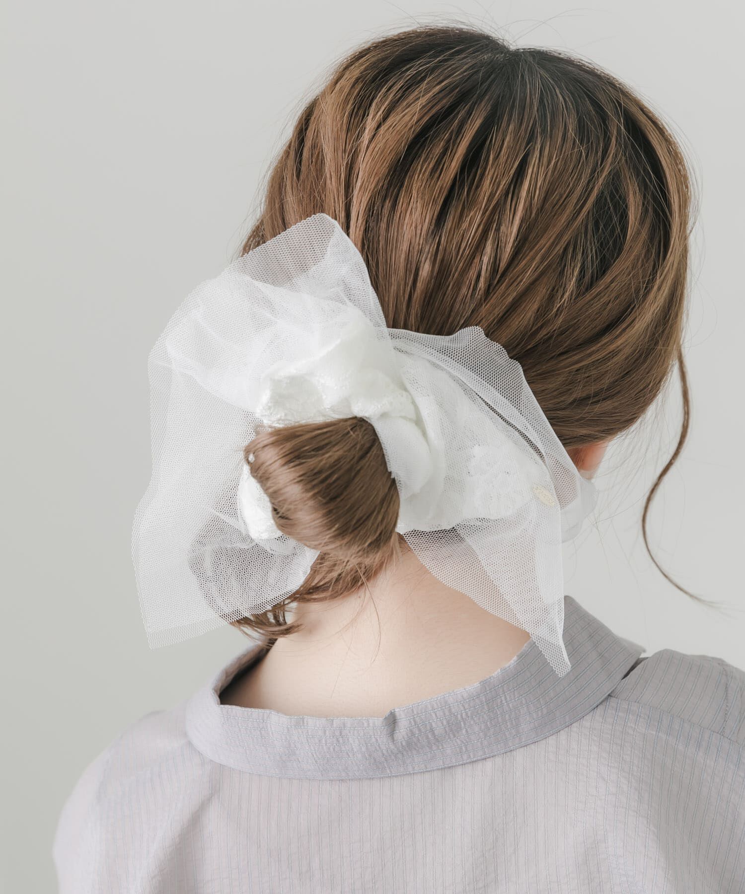 SMELLY「チュールレーススクエアシュシュ」|ヘアゴム・シュシュ|