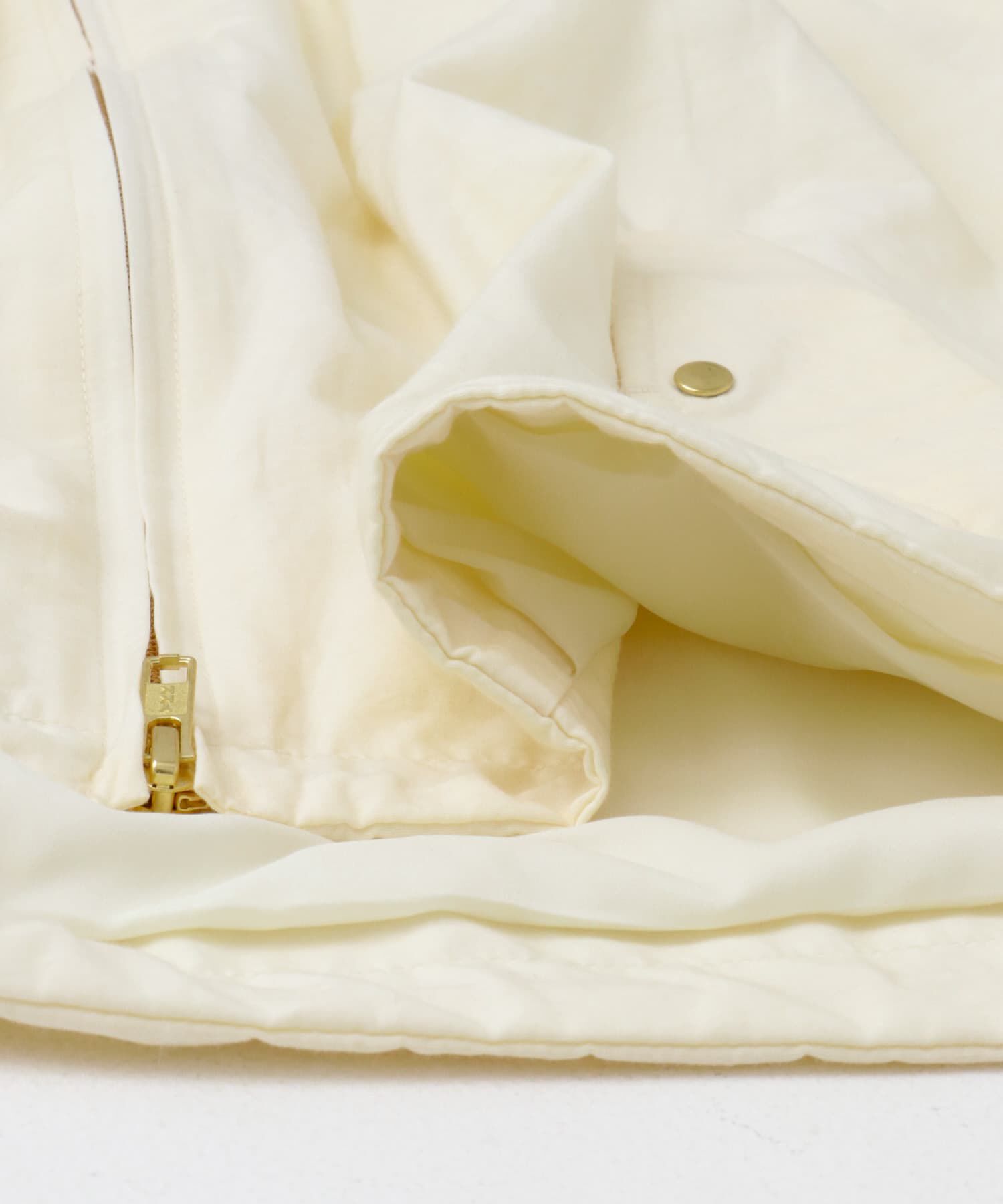 URBAN RESEARCH ROSSO「ギャザーボリュームブルゾン」|ブルゾン・スタジャン|