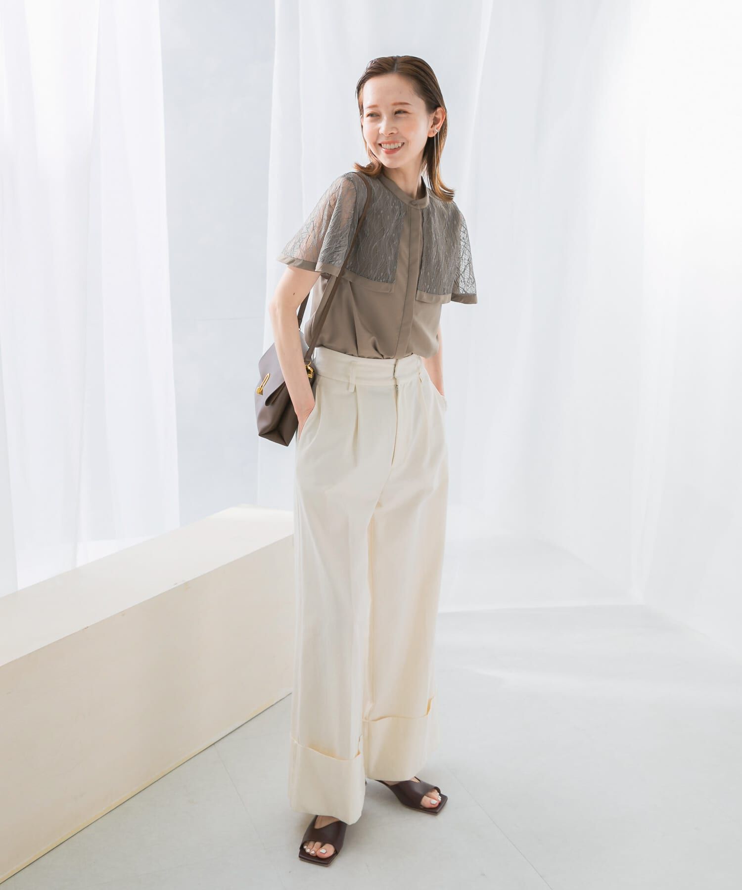 URBAN RESEARCH ROSSO「ウォッシャブルレースケープブラウス」|シャツ・ブラウス|