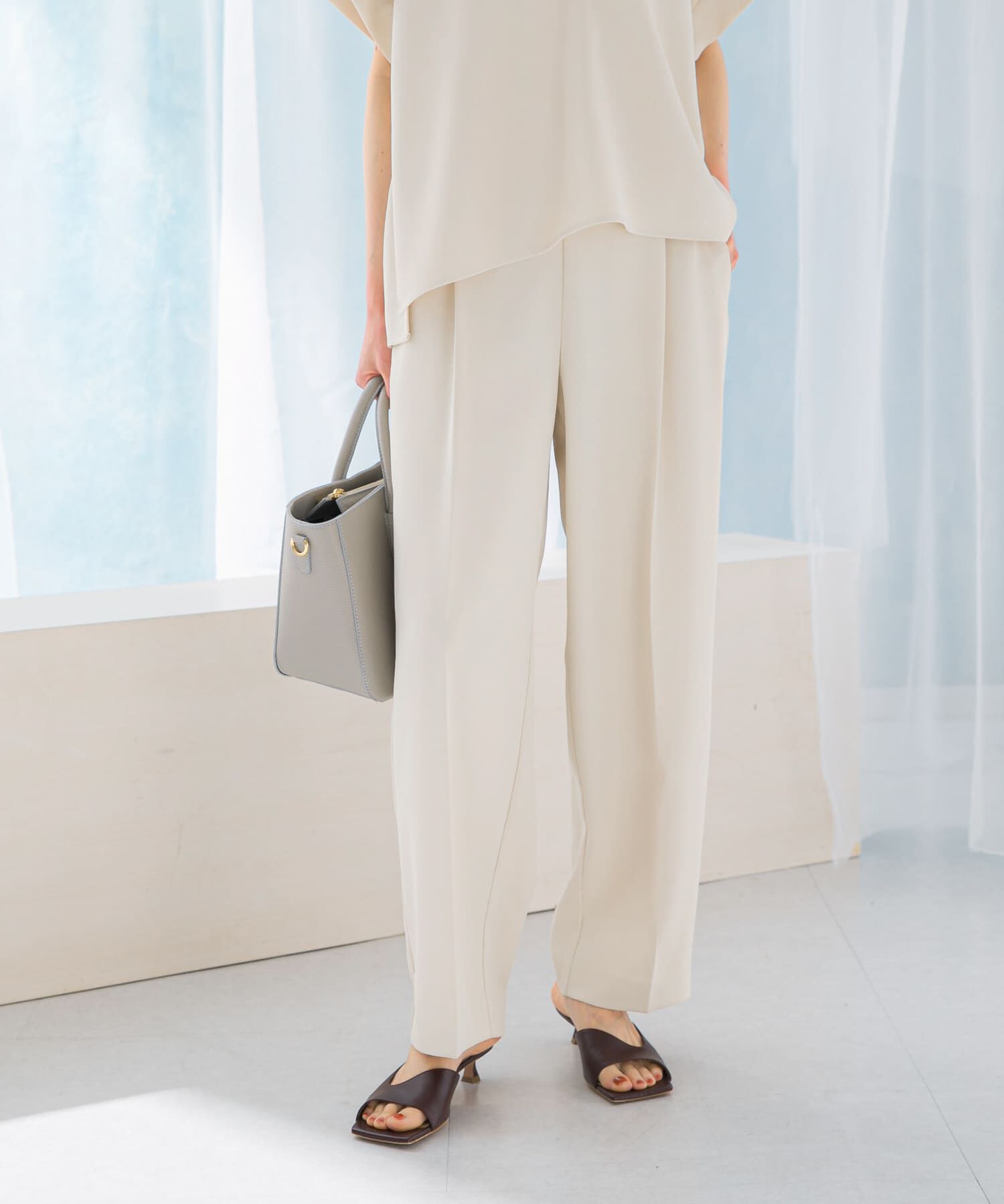 URBAN RESEARCH ROSSO「『WEB/一部店舗限定』『撥水』センタープレスイージーパンツ」|その他|