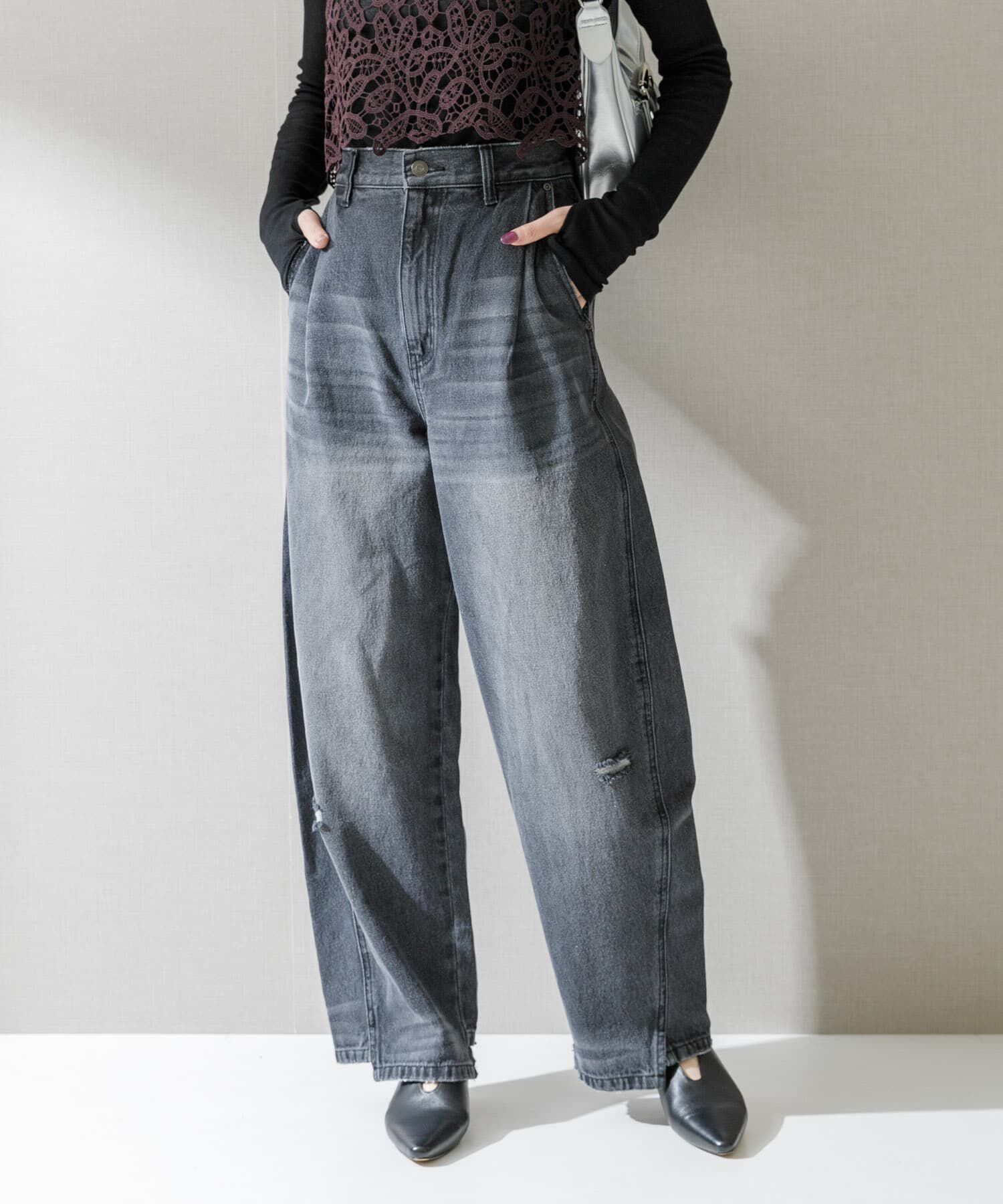 URBAN RESEARCH ROSSO「YENN　CURVED SEAM DENIM PANTS」|デニム|