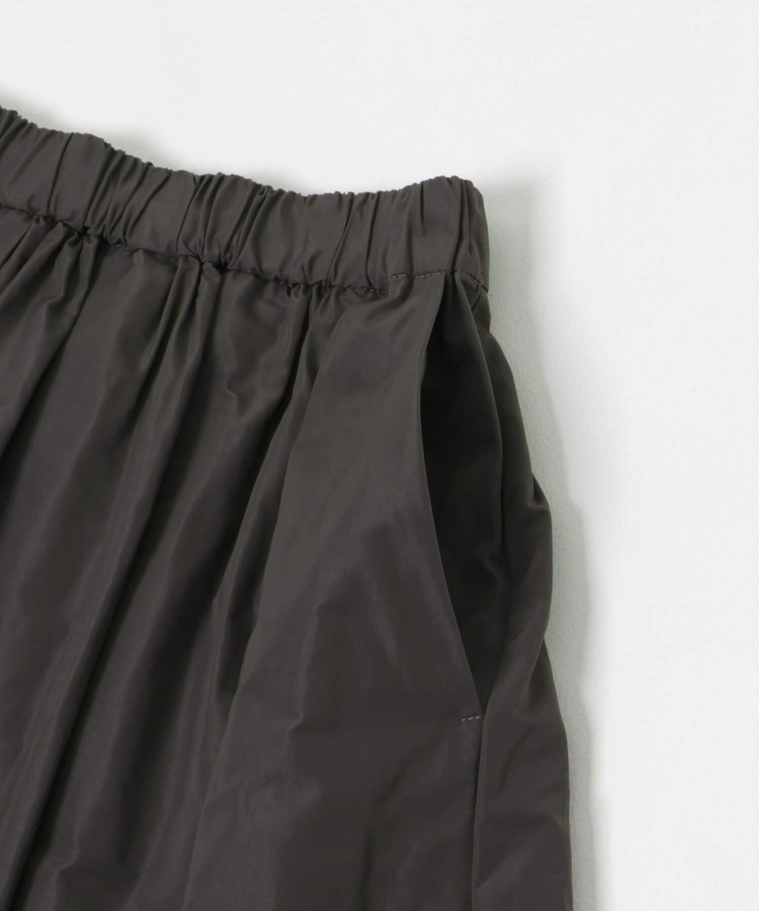 URBAN RESEARCH「メモリータフタボリュームスカート」|スカート|