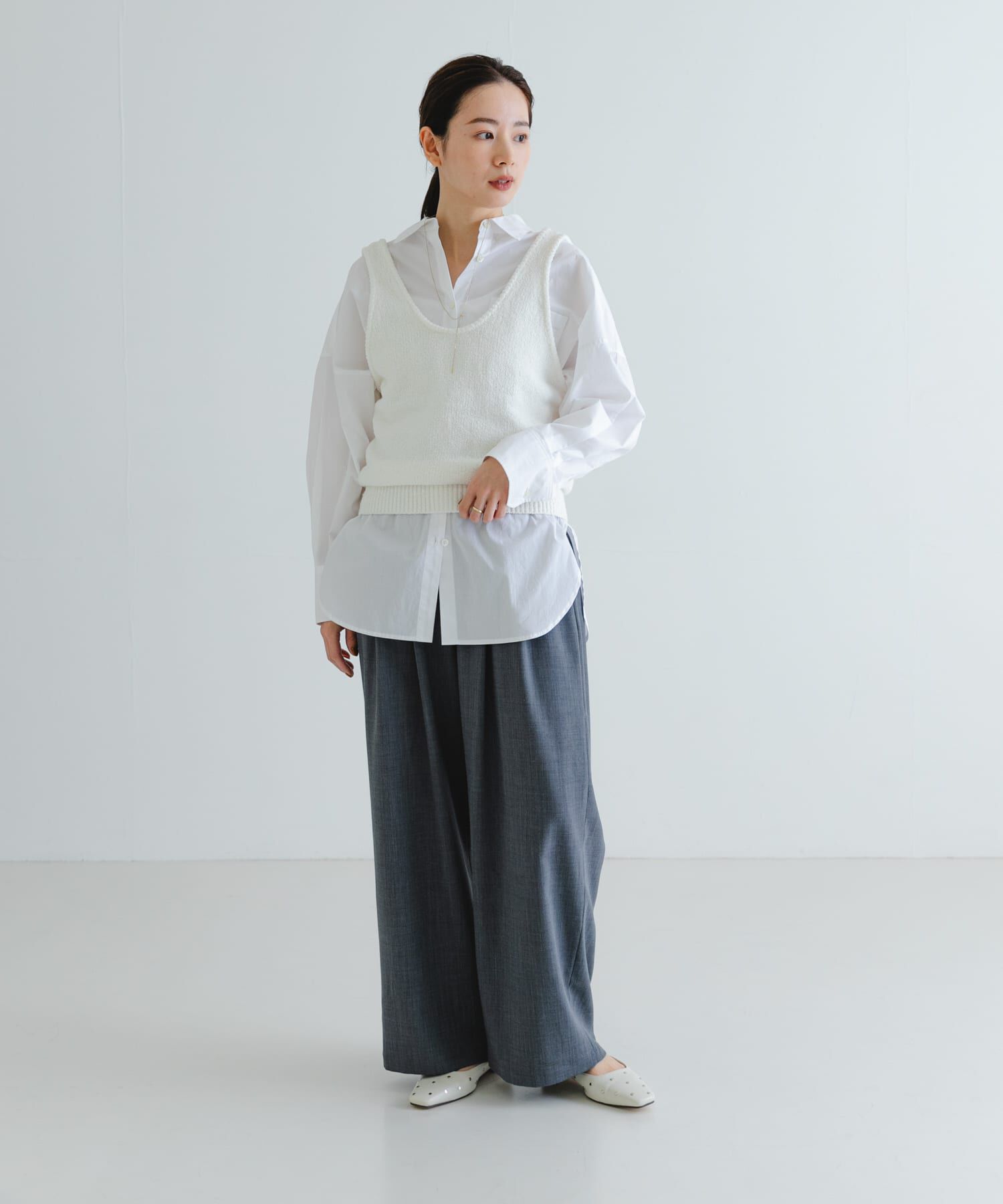 URBAN RESEARCH「『3サイズ展開』『イージーケア』タックギャザーストレートパンツ」|その他|