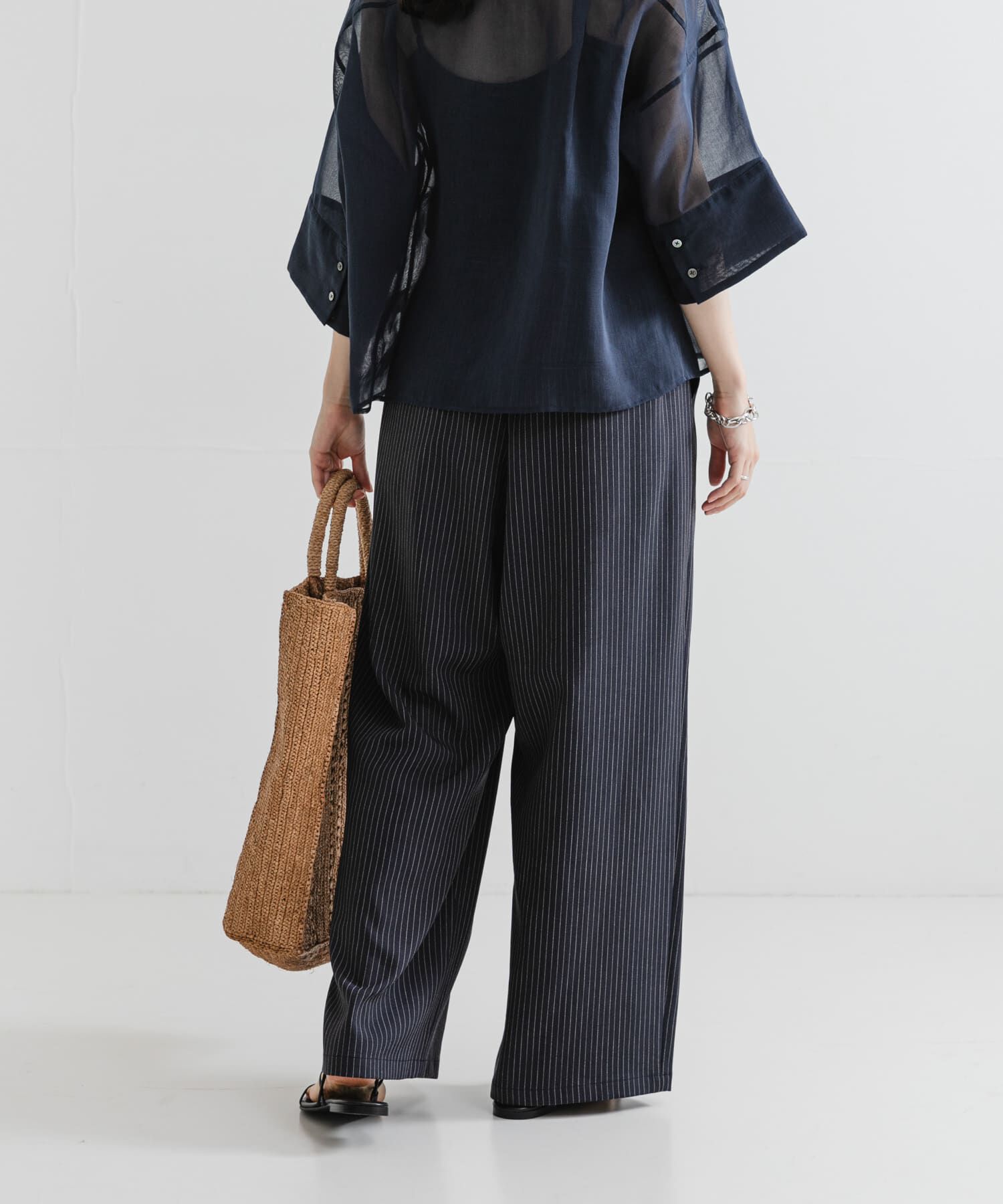 URBAN RESEARCH「『3サイズ展開』『イージーケア』タックギャザーストレートパンツ」|その他|