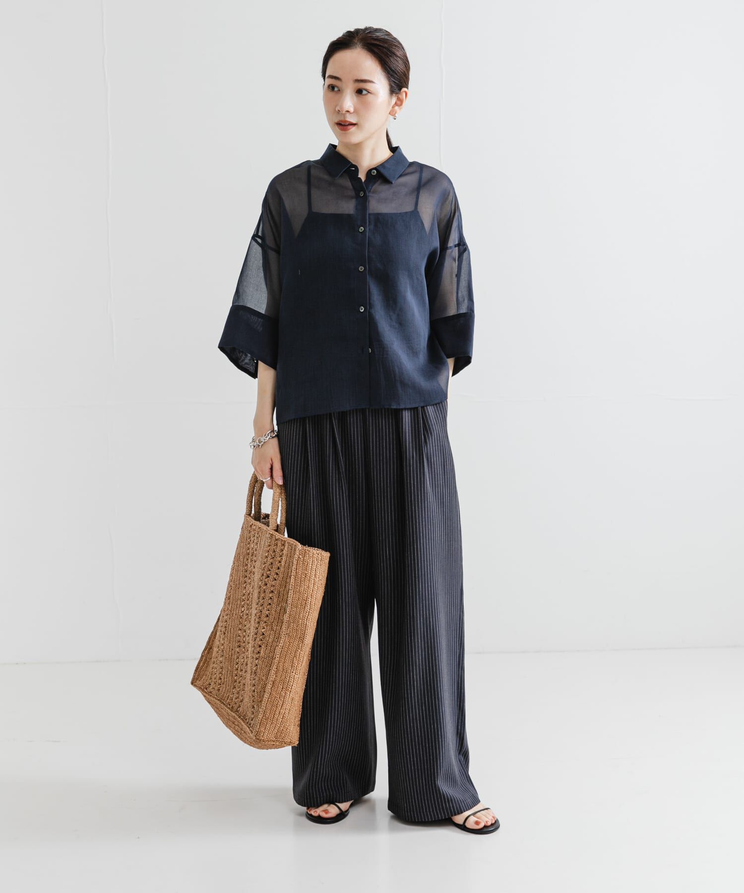 URBAN RESEARCH「『3サイズ展開』『イージーケア』タックギャザーストレートパンツ」|その他|