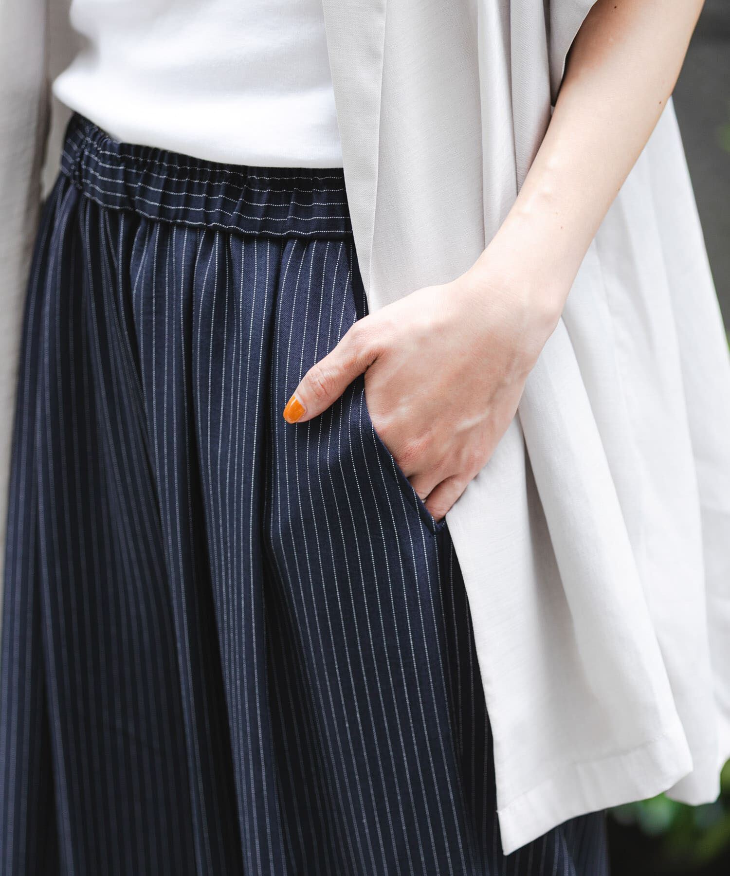 URBAN RESEARCH「『3サイズ展開』『イージーケア』タックギャザーストレートパンツ」|その他|