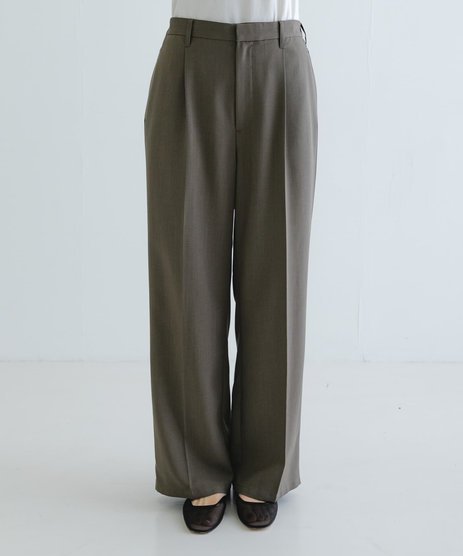 URBAN RESEARCH「『3サイズ展開』『イージーケア』ストレッチタックスラックス」|その他|