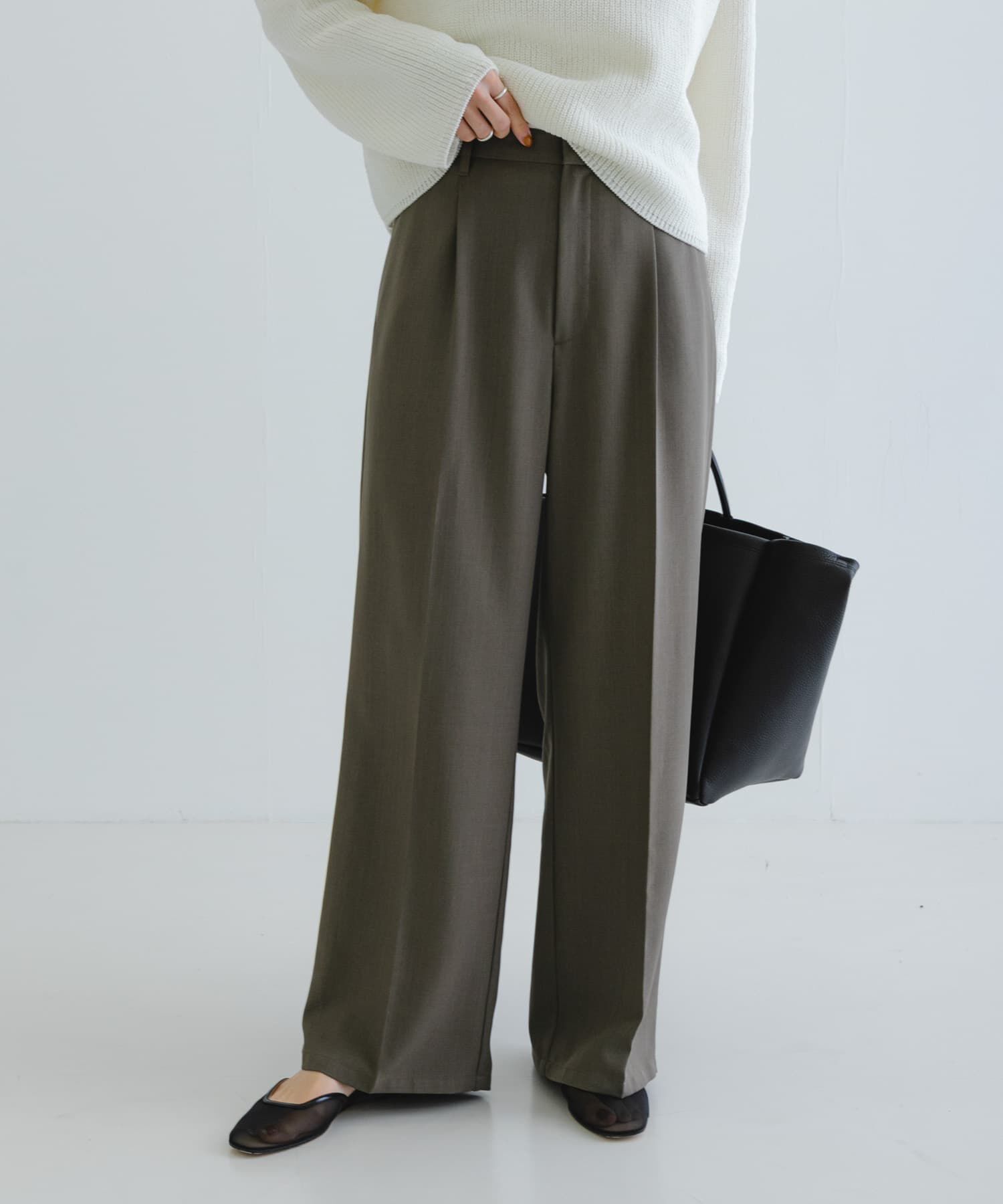 URBAN RESEARCH「『3サイズ展開』『イージーケア』ストレッチタックスラックス」|その他|