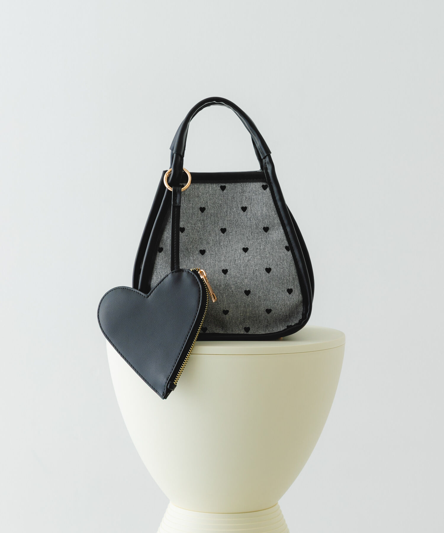 RODE SKO「ハートキャンバスバッグ」|ショルダー・メッセンジャー|ブラック