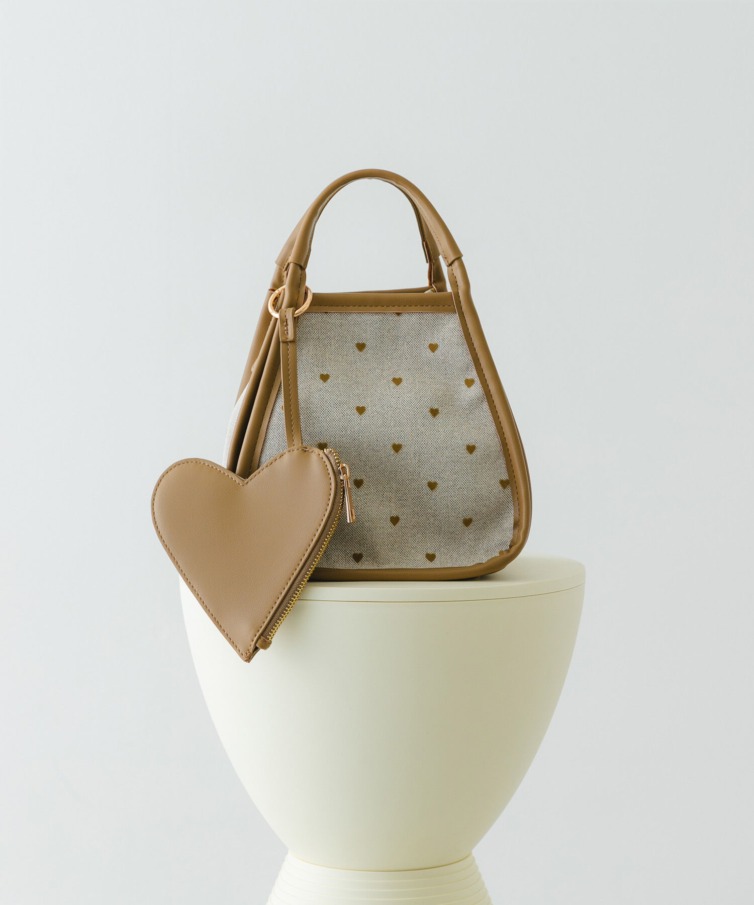 RODE SKO「ハートキャンバスバッグ」|ショルダー・メッセンジャー|ベージュ