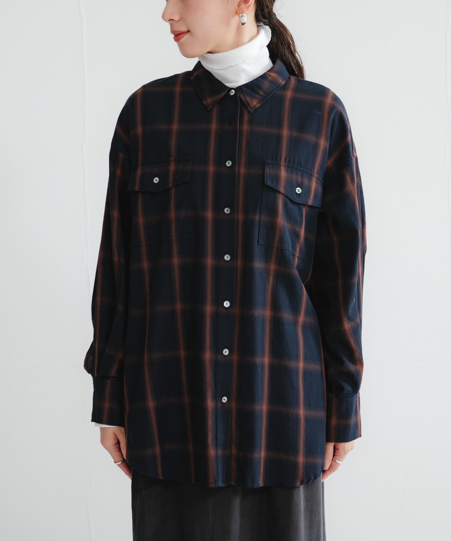 URBAN RESEARCH「オンブレーチェックオーバーシャツ」|シャツ・ブラウス|