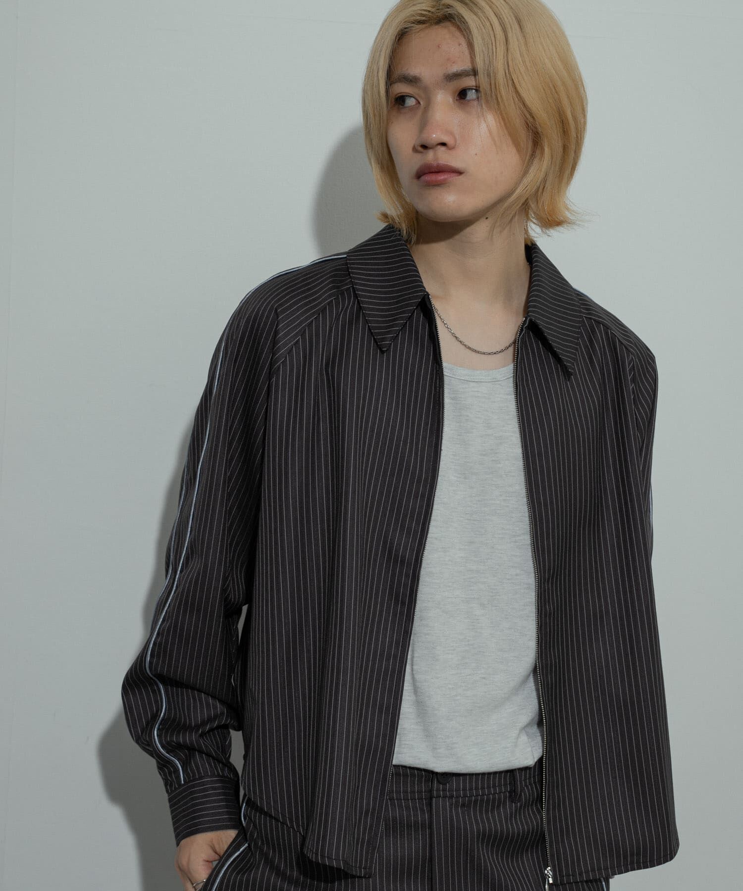SENSE OF PLACE by URBAN RESEARCH「サイドラインピンストライプジップシャツ」|シャツ・ブラウス|
