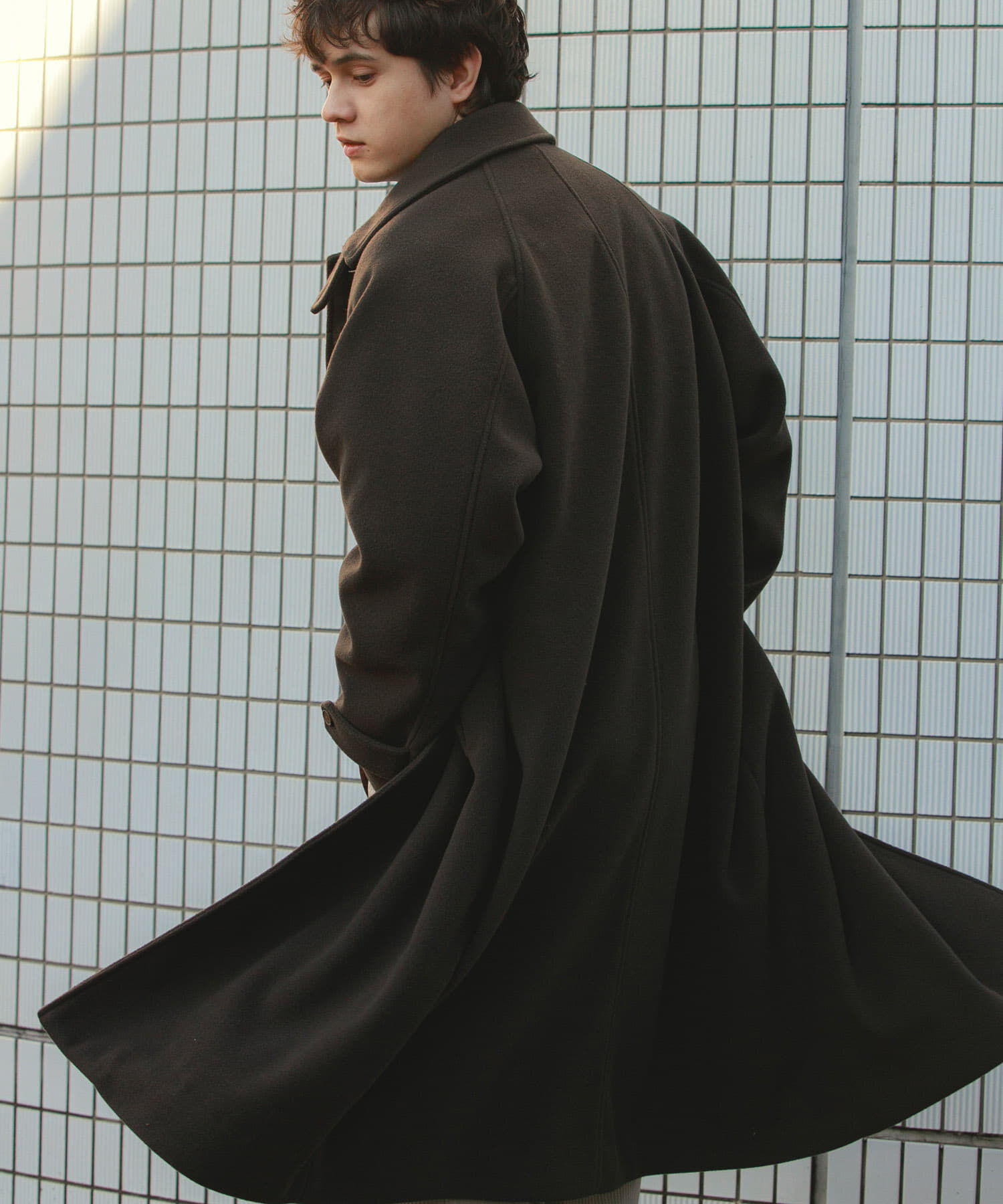 SENSE OF PLACE by URBAN RESEARCH「『ユニセックス』バルマカーンルーズコート」|ステンカラーコート|