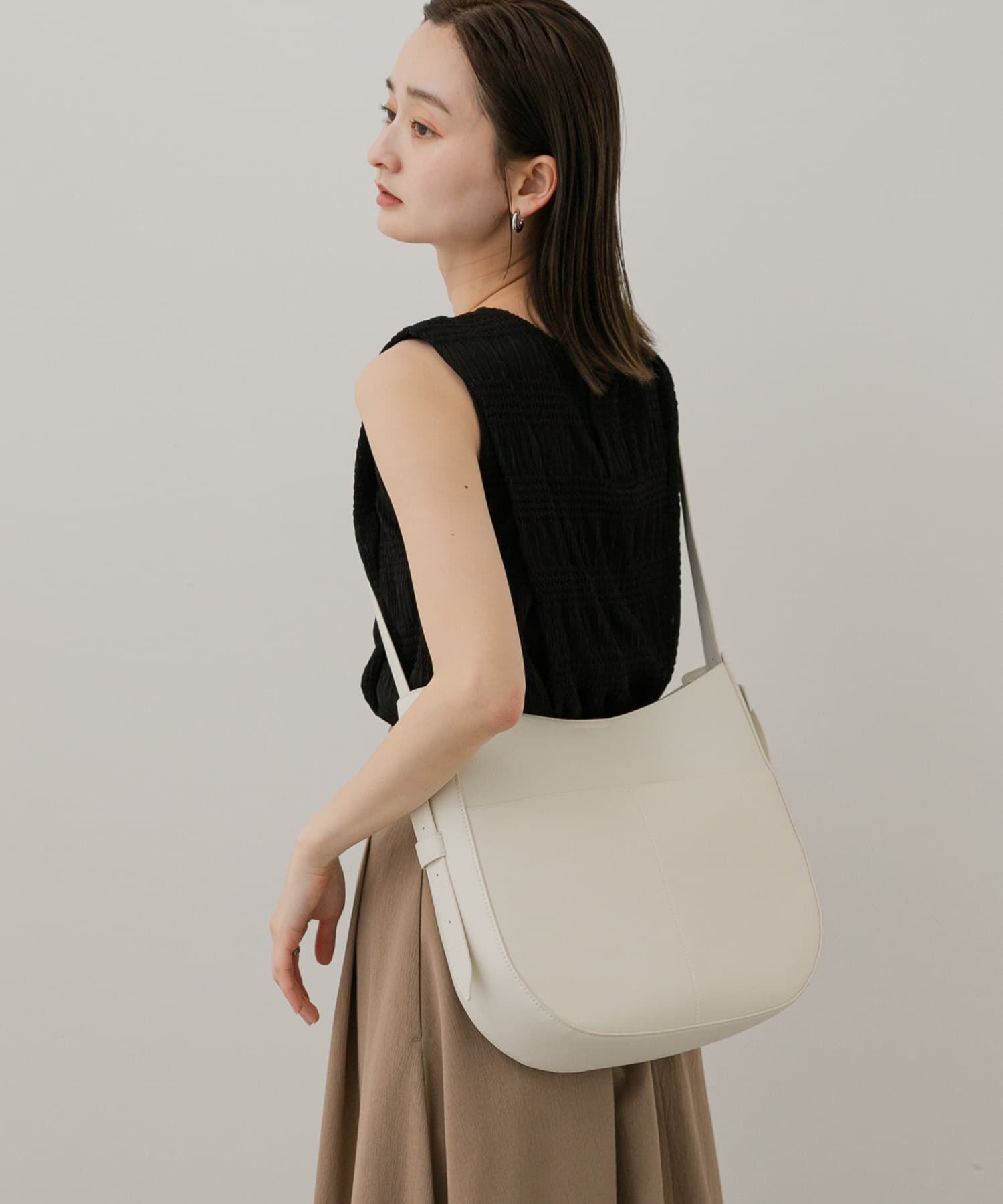 SENSE OF PLACE by URBAN RESEARCH「アウトポケットビッグショルダーバッグ」|ショルダー・メッセンジャー|