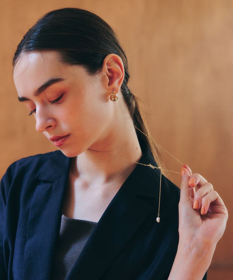 YECCA VECCA「淡水パールスライドラリエット」|ネックレス|Gold