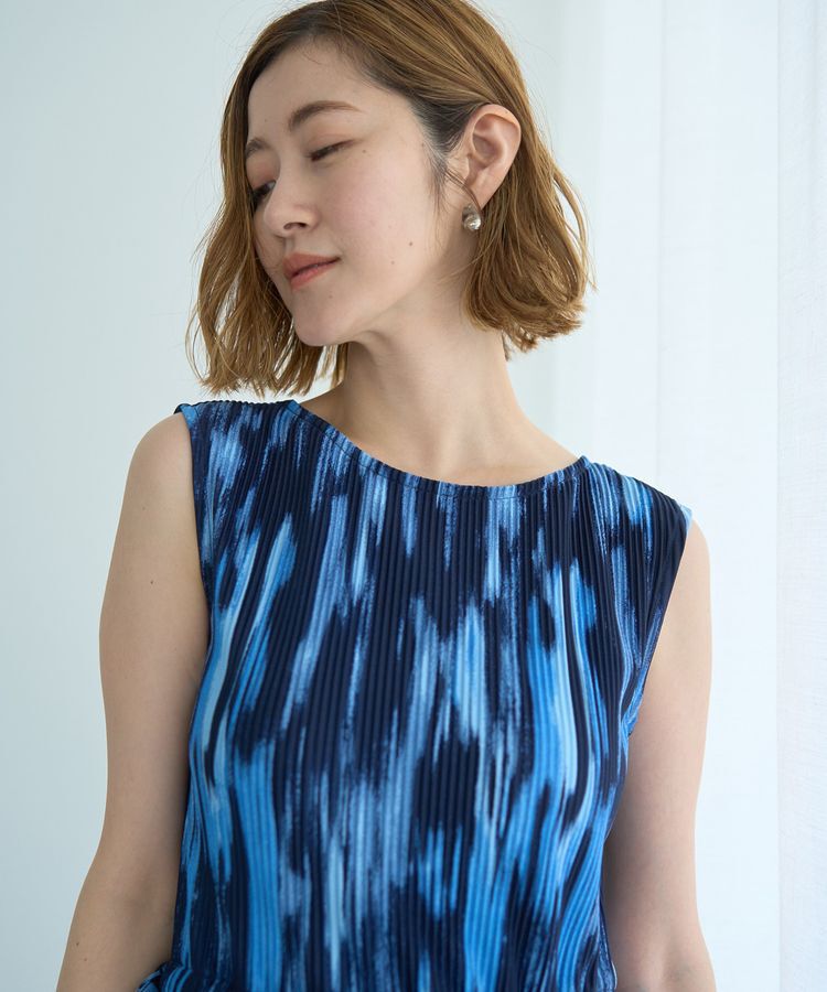 YECCA VECCA「ランダムアート柄プリーツワンピース」|ワンピース|