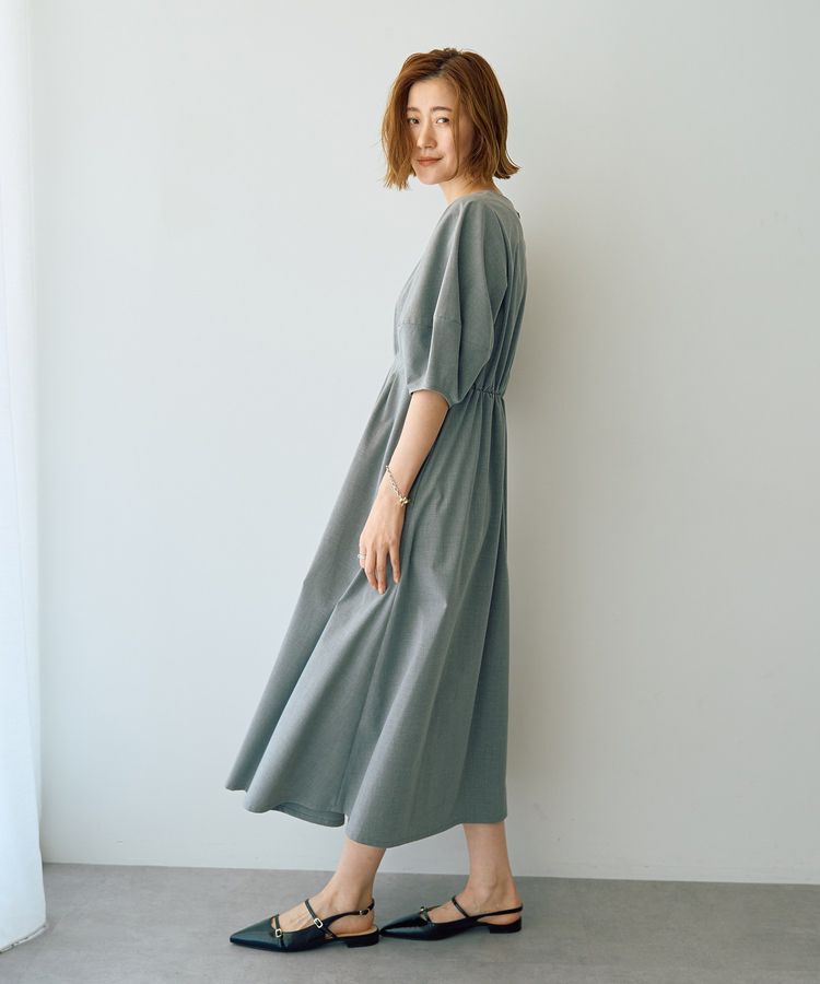 YECCA VECCA「【UVカット/接触冷感】ボリュームスリーブタックワンピース」|ワンピース|