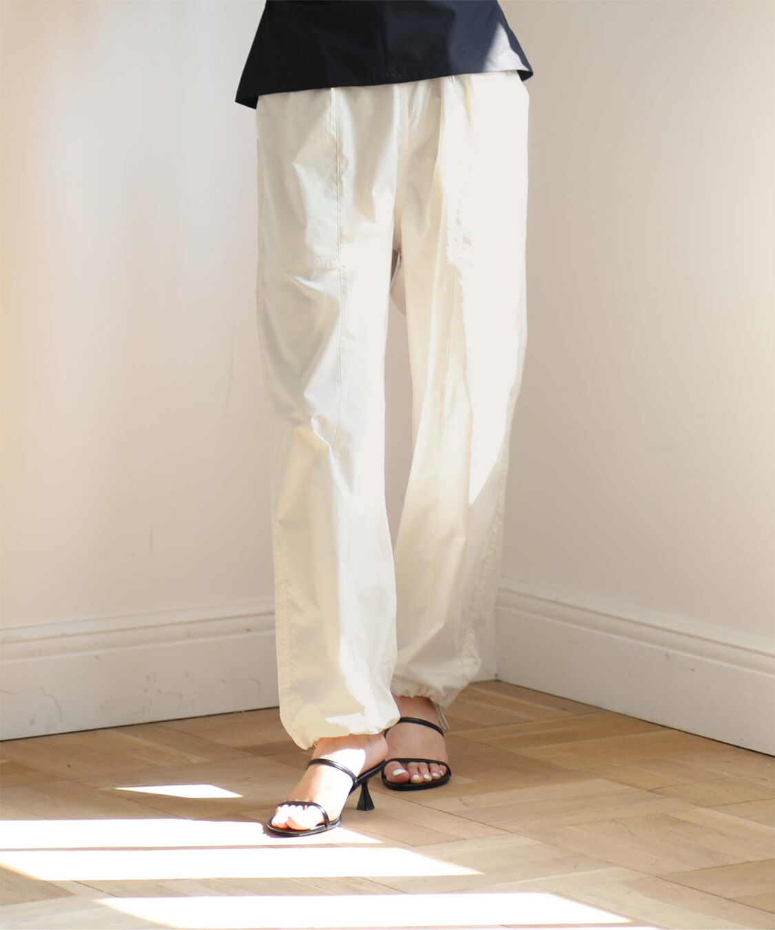 ur's「ドロストジョガーパンツ/ラッシュガード」|スラックス|アイボリー