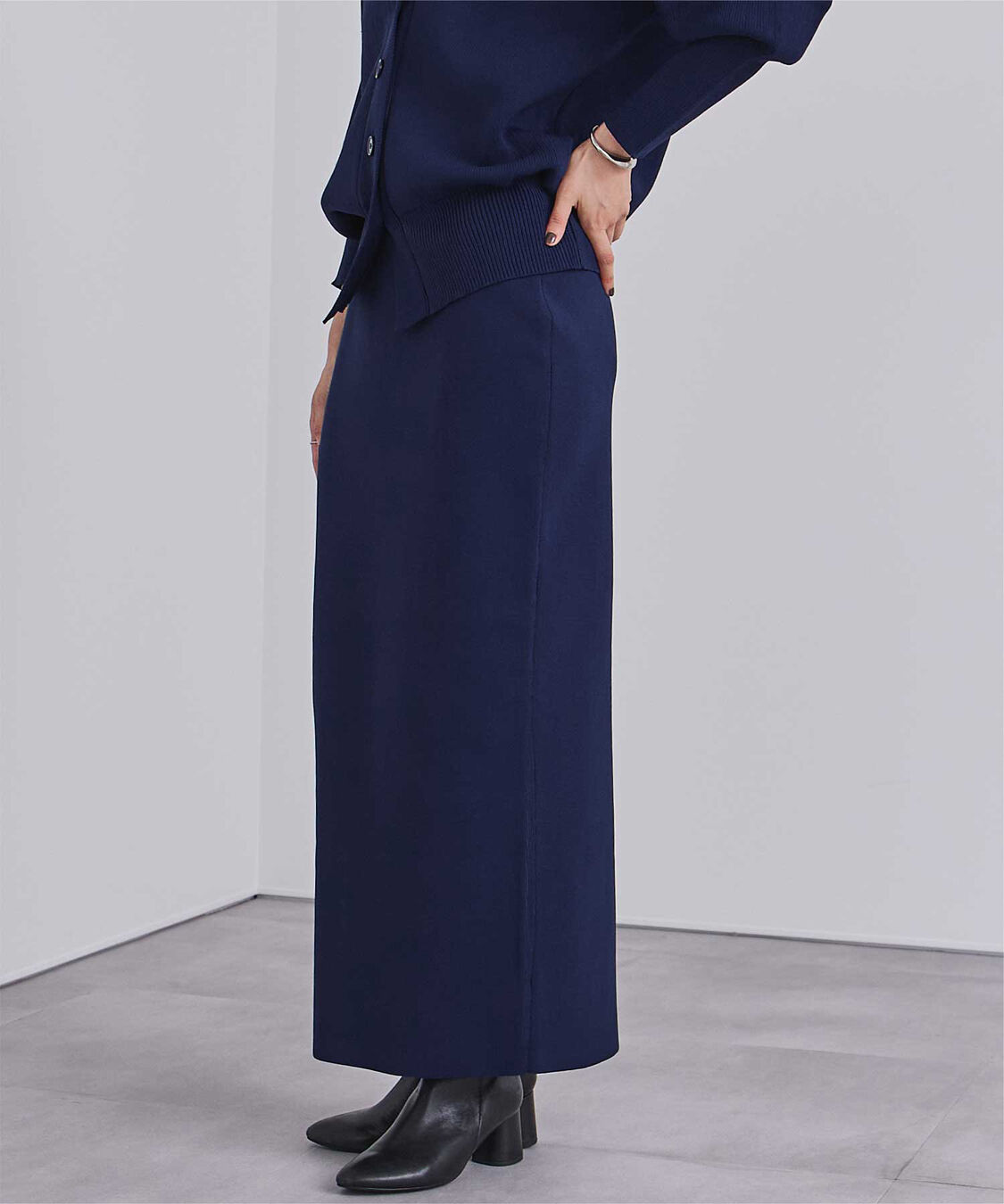 ur's「スポンディッシュ美シルエットニットタイトスカート」|スカート|