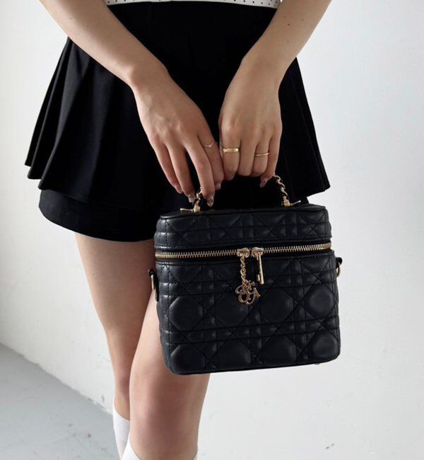  「チャーム付きキルティングバニティバッグ」|ショルダー・メッセンジャー|