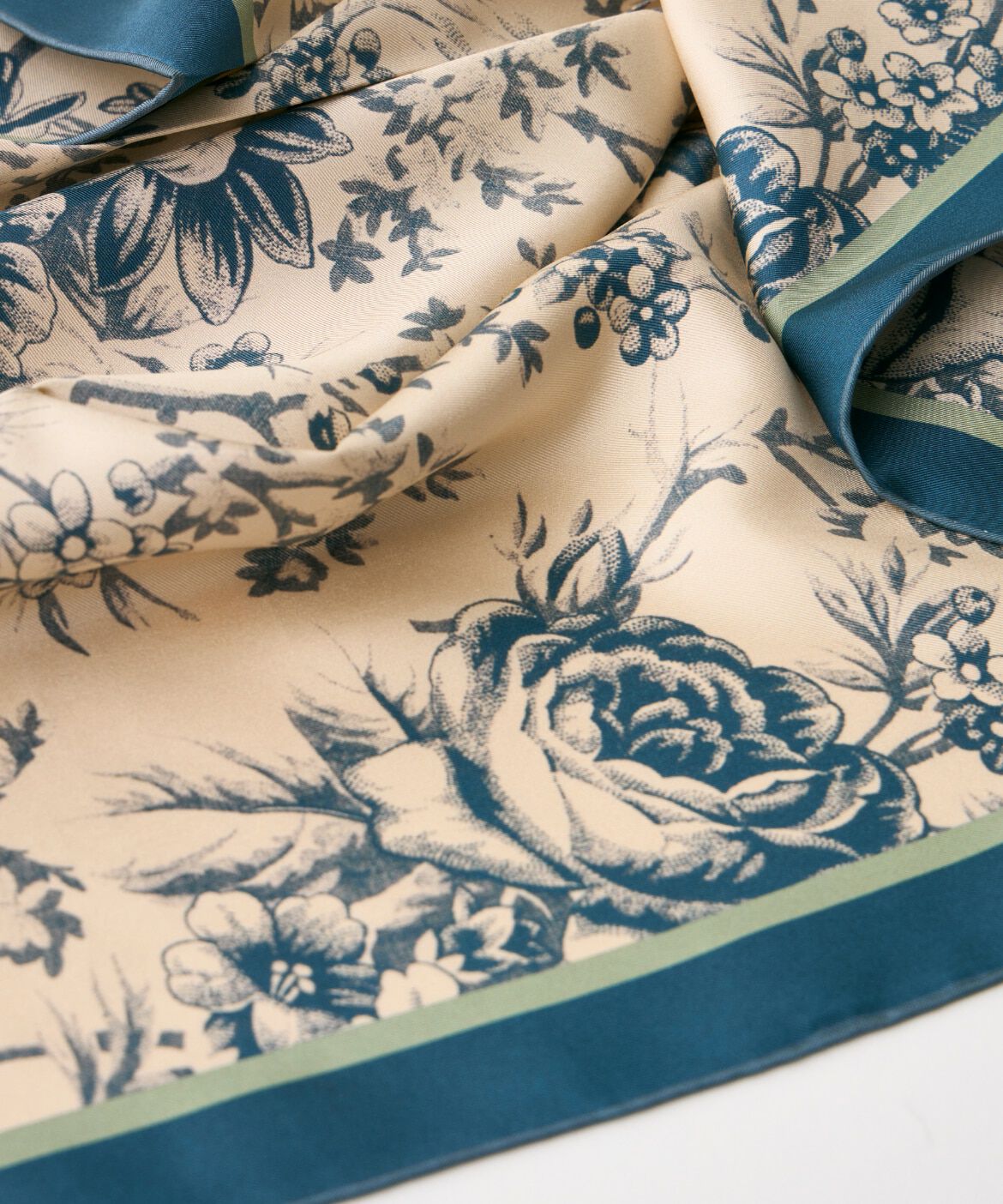 INED「《SUPERIOR CLOSET》Classical Blue Toile Scarf《Tapis Noir》」|バンダナ・スカーフ|