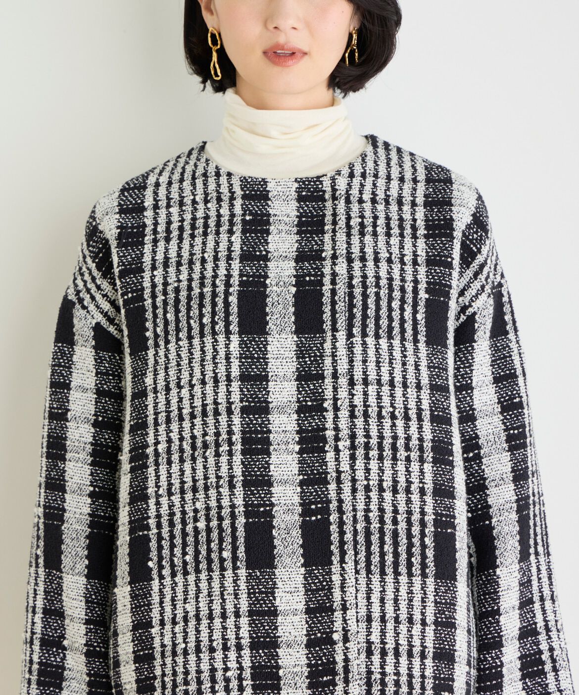 7-IDconcept.「《大きいサイズ》チェックツイードノーカラーショートコート」|ピーコート|