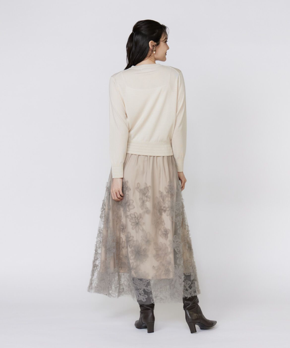 Maglie le cassetto「手描き花刺繍チュールスカート」|スカート|