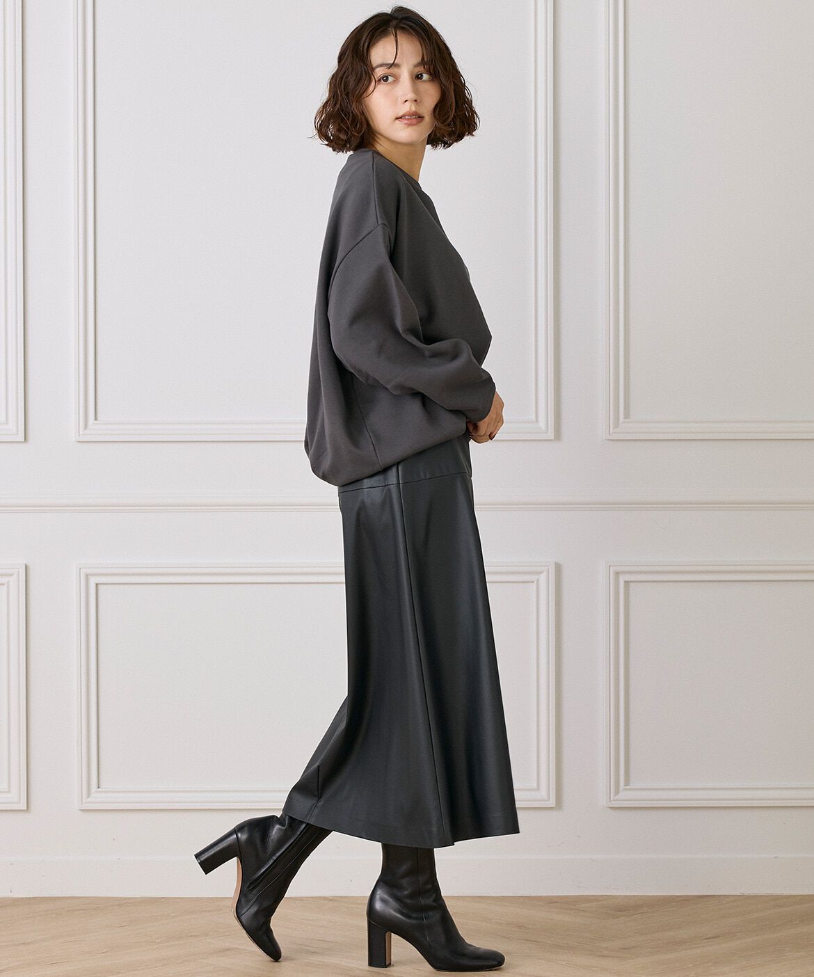 INED「フロントタック裏毛プルオーバー《YVON》」|スウェット・ジャージ|