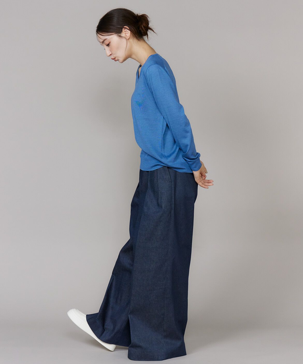 INED「《CONTESSA》シルクカシミヤVネックニット」|ニット・セーター|