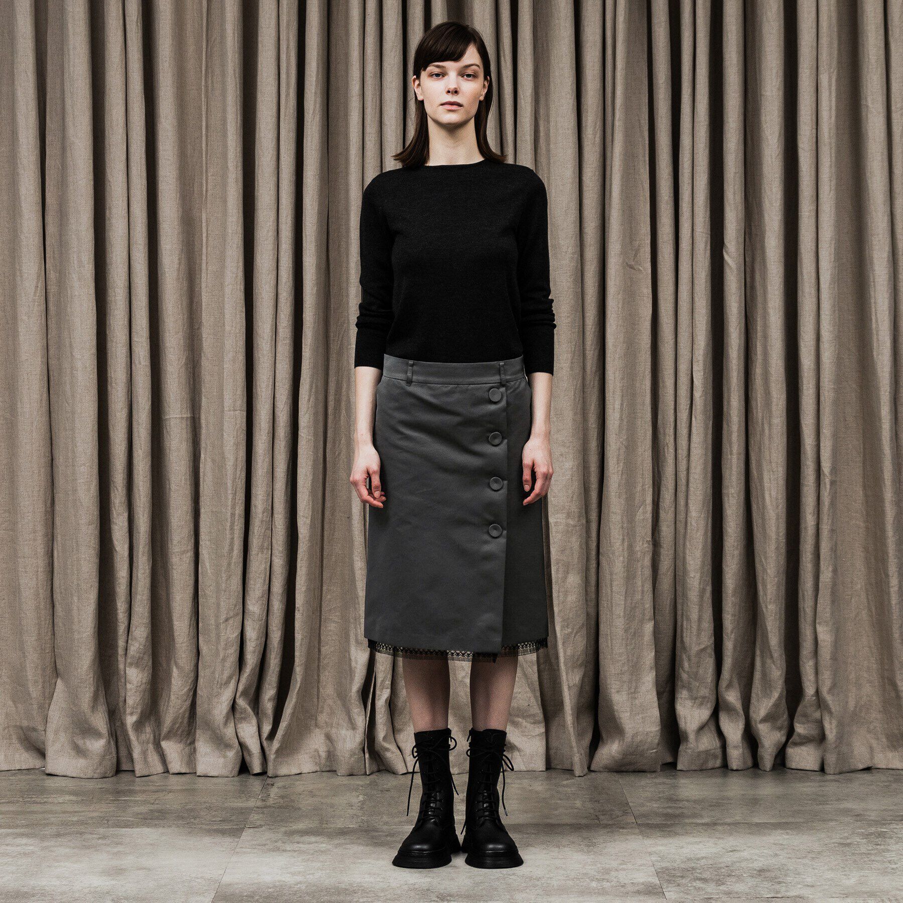 UNTITLED「ベーネグログランペンシルスカート」|スカート|