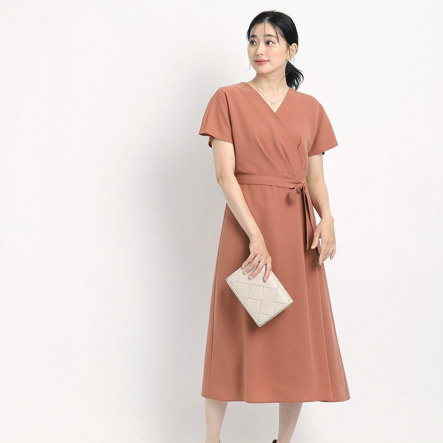 COUP DE CHANCE「【洗える／日本製／清涼感】夏におすすめ！女性らしいカシュクール風デザインワンピース」|ワンピース|オレンジ(069)